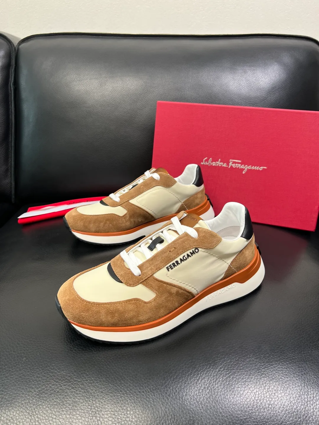 Men's shoes 💰780 Ferragamo High quality top handicrafts Ferragamo counters sell original factory configuration at the same time, imported original cowhide from Italy, imported water-dyed cow lining, soles: original factory special original soles are super comfortable, original factory and single goods, welcome to compare at the same time at the counter, code number 39-44 (customized 38 45)